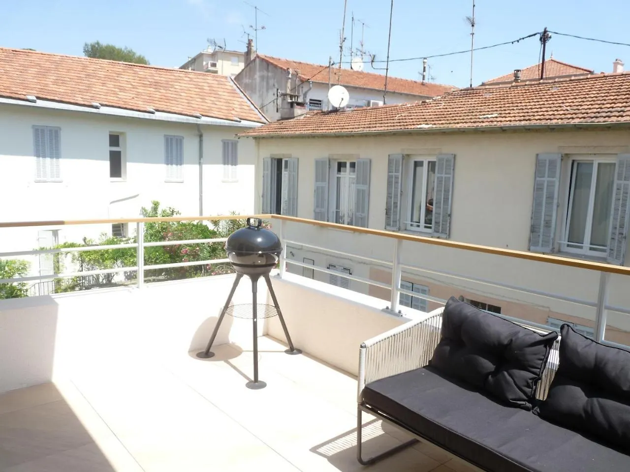 Secret Garden 203 Apartment Cannes 0*,  France